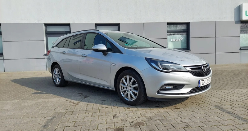 Opel Astra cena 39900 przebieg: 143000, rok produkcji 2016 z Łowicz małe 704